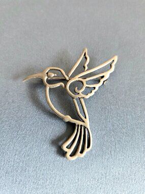 Vintage JJ Pewter Hummingbird Brooch Pin. Bird lovers gift. JJ Jonette 2'' x 2''